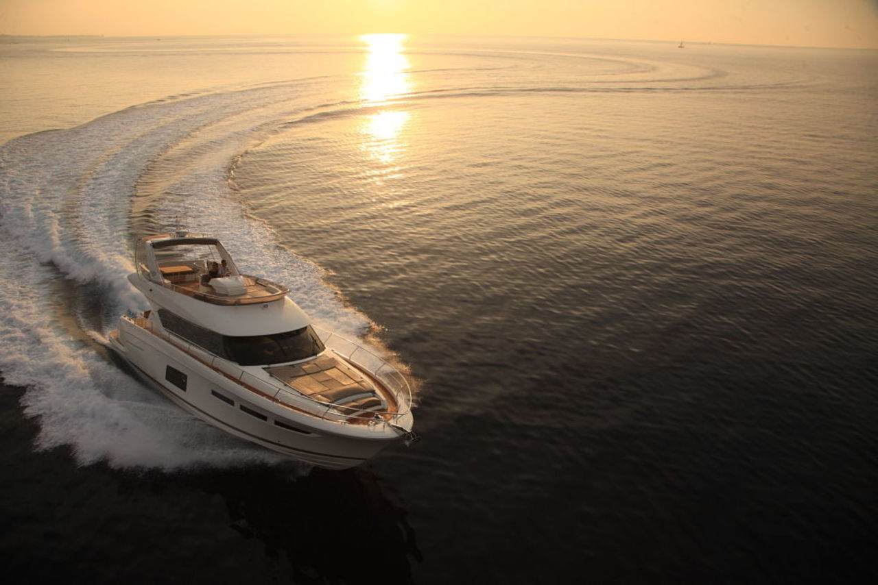 Discover the Prestige boats exhibited on the Istanbul boat show 3