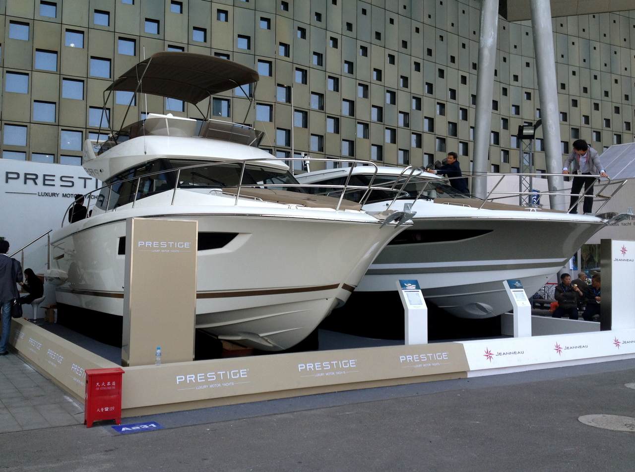 Prestige in Shanghai boat show 2013 3