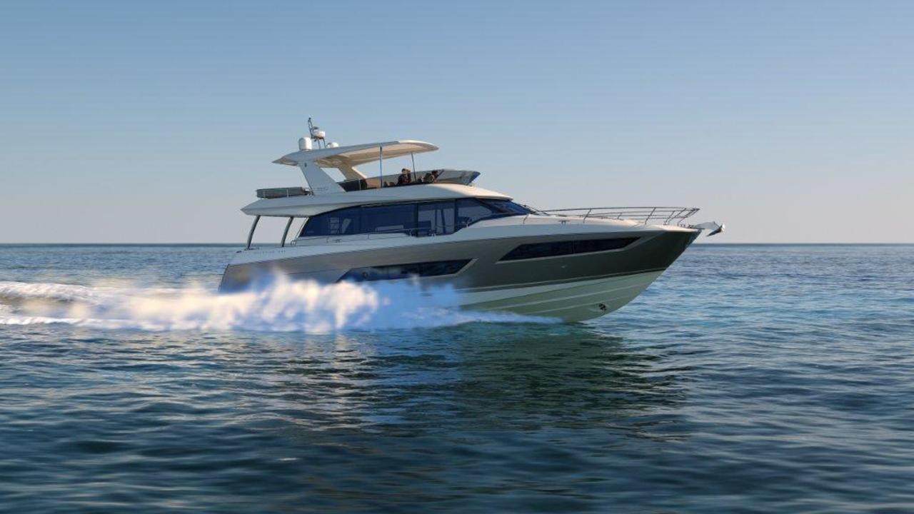 A new PRESTIGE YACHTS in September 2015 2