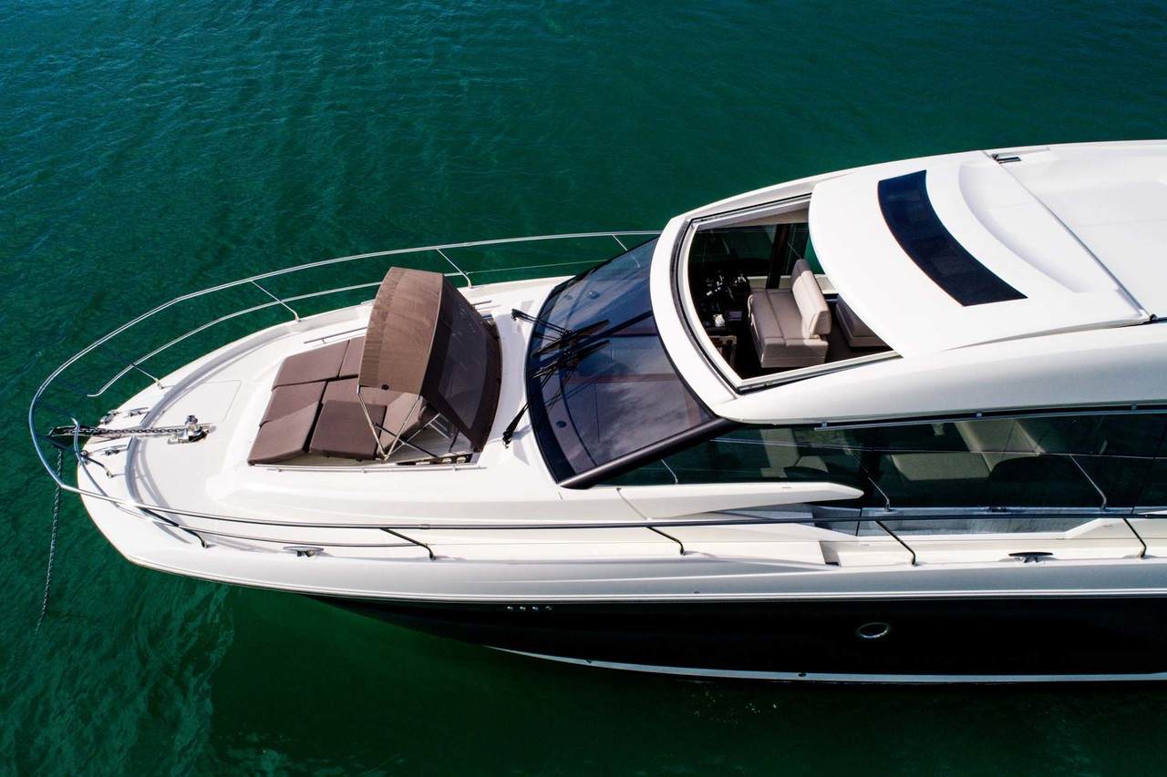 PRESTIGE 520S Exterior 5