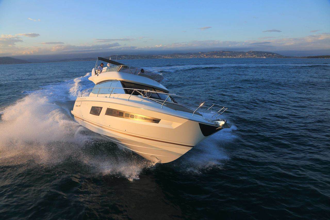 PRESTIGE 450 Exterior 8