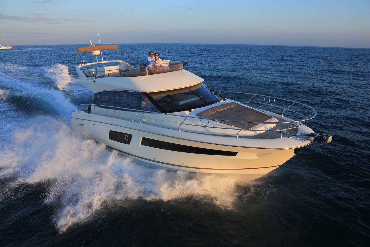 PRESTIGE 450 Exterior 2