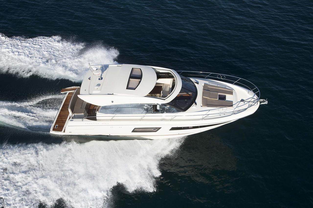 PRESTIGE 450S Exterior 17