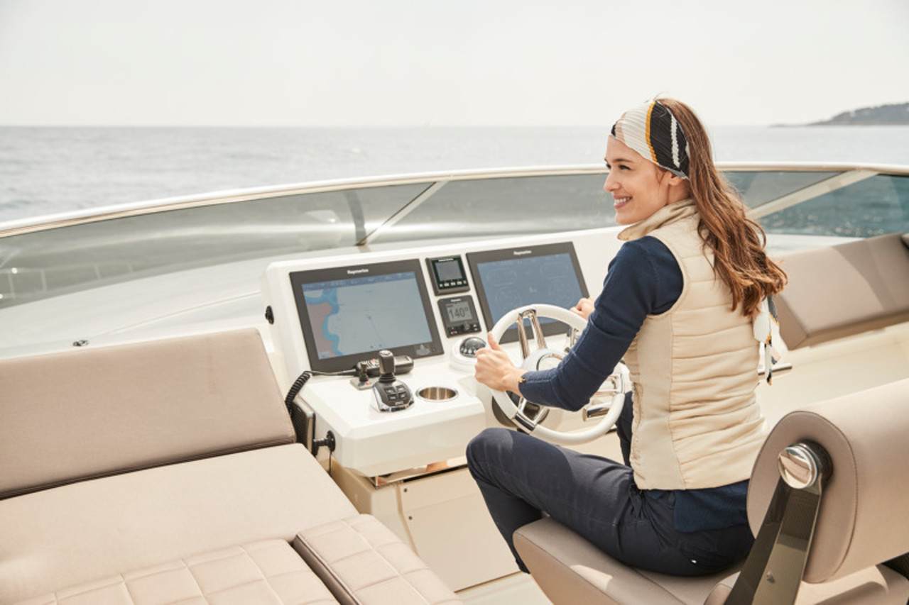 PRESTIGE 680S Exterior 17
