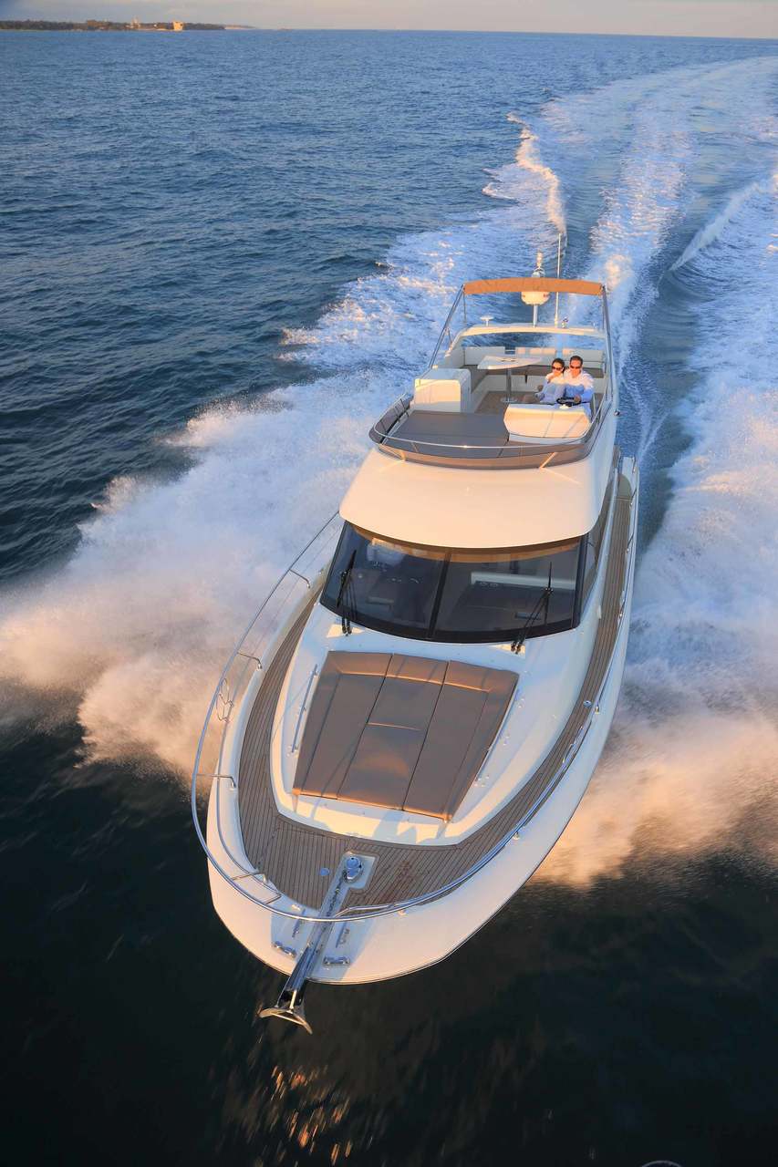 PRESTIGE 450 Exterior 3