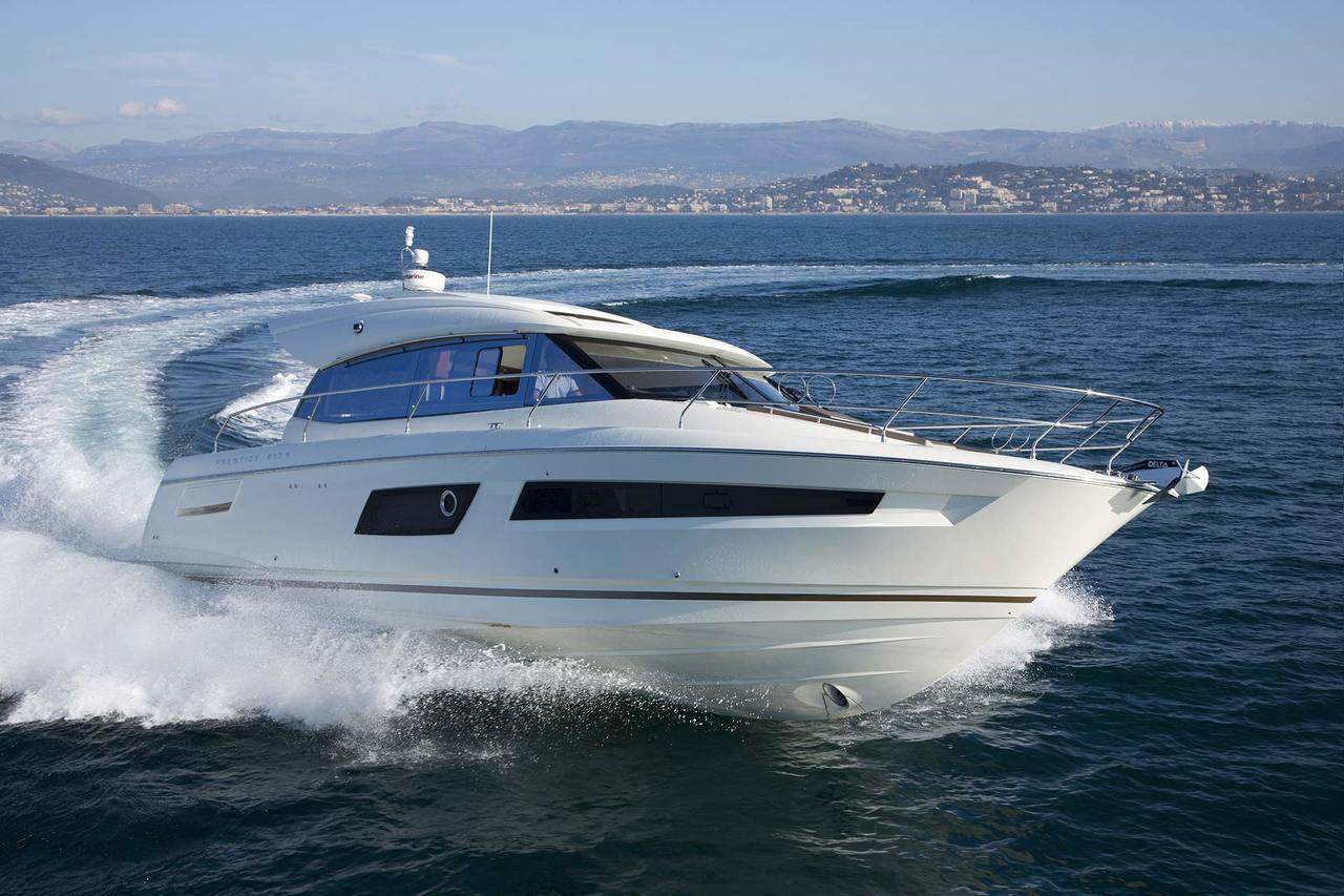 PRESTIGE 450S Exterior 15