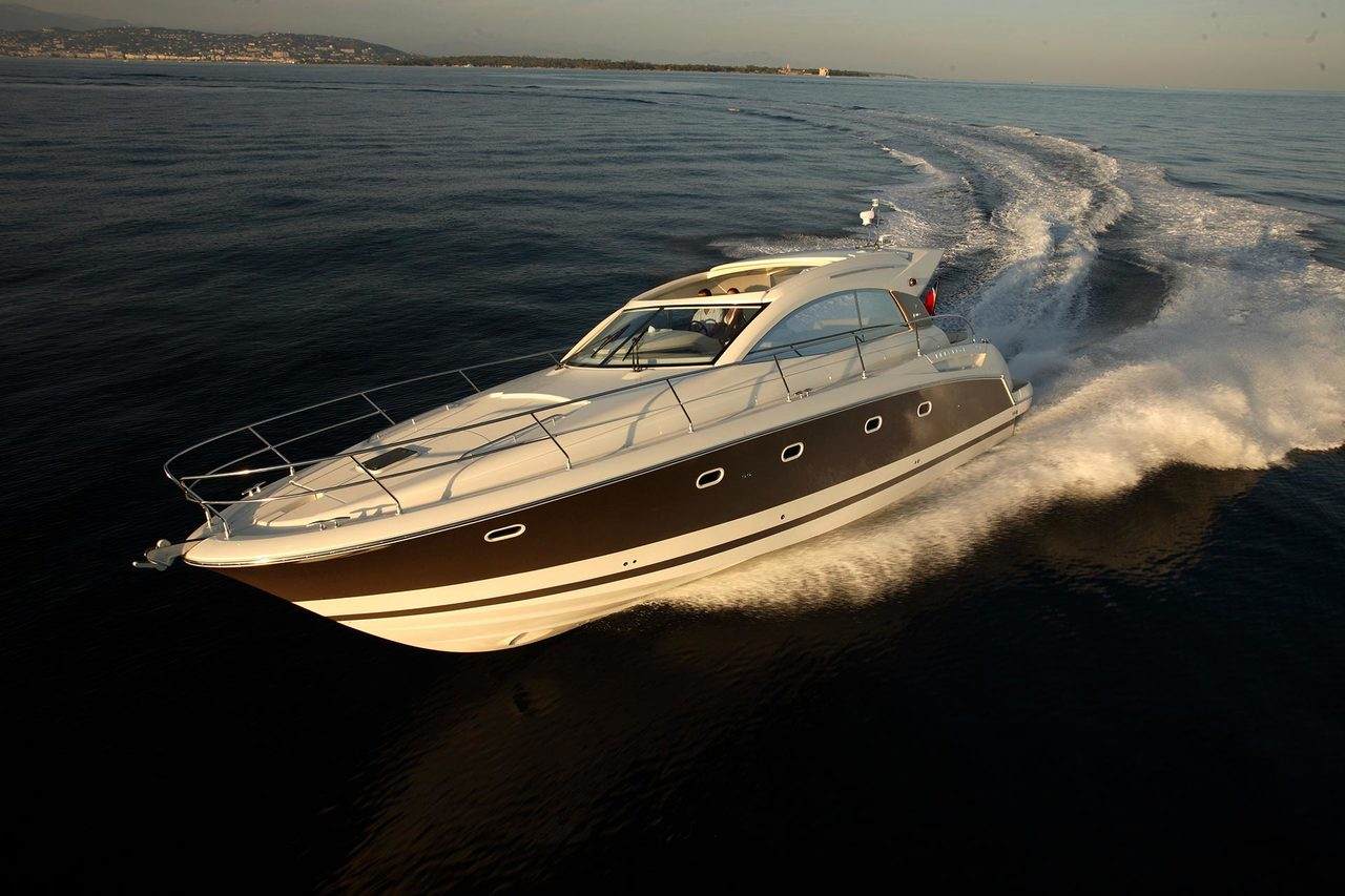 PRESTIGE 440S Exterior 23