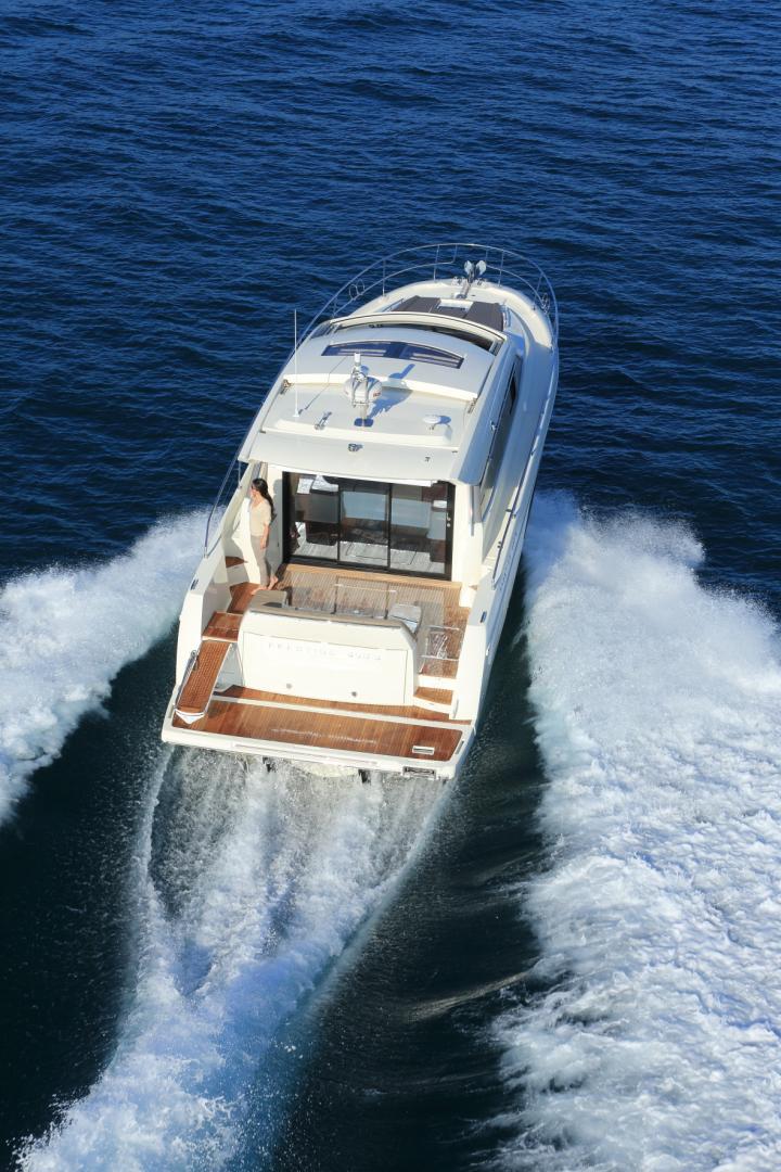 PRESTIGE 450S Exterior 20