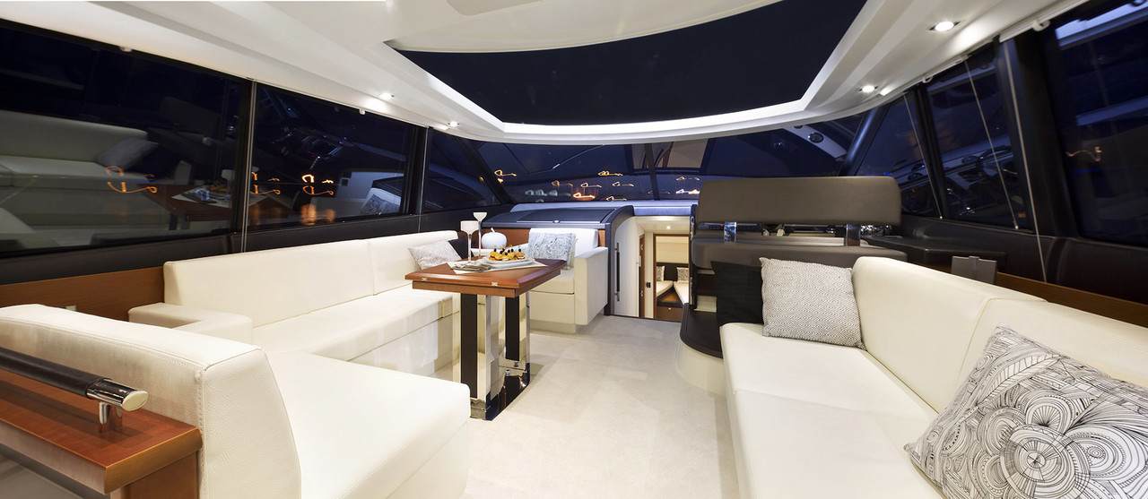 PRESTIGE 550 Interior 3