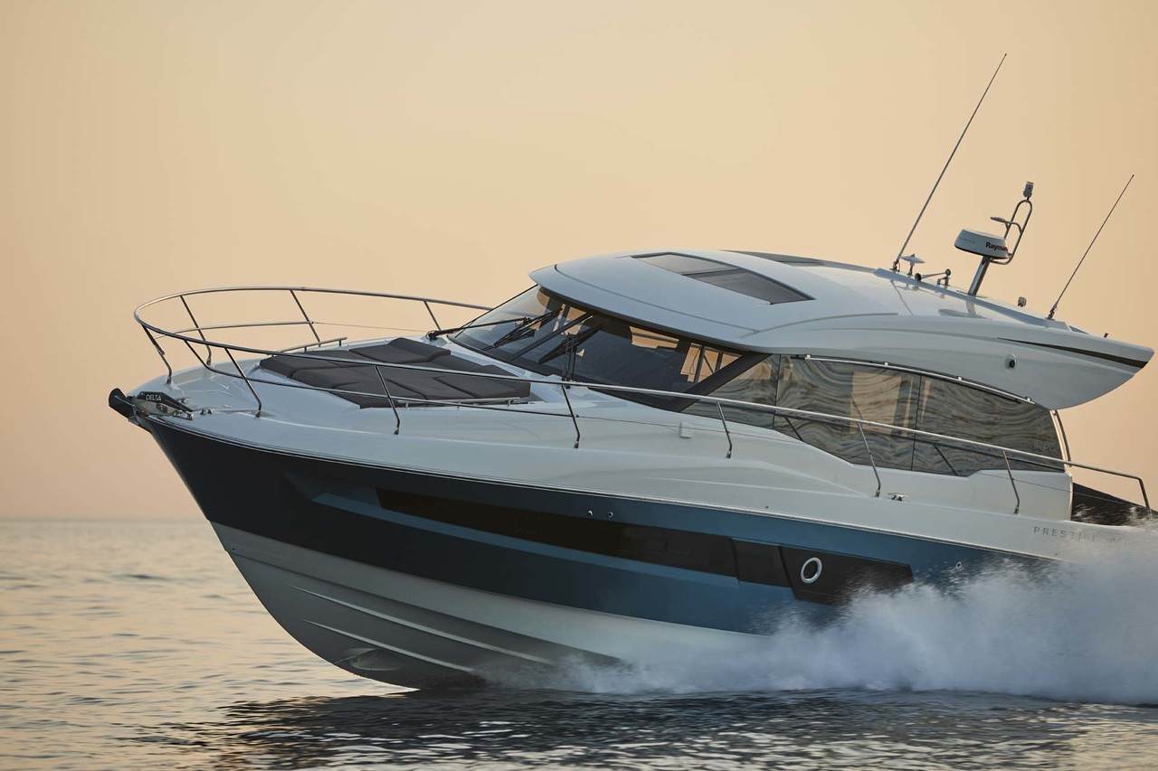 PRESTIGE 460S Exterior 19