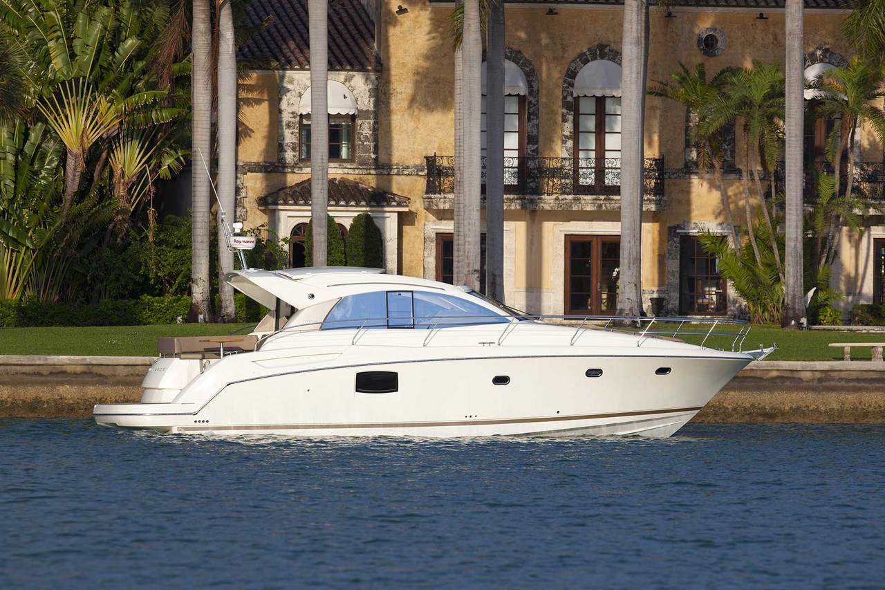 PRESTIGE 440S Exterior 10