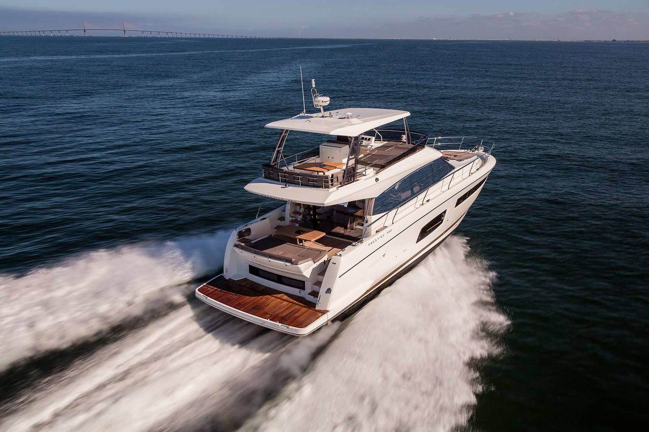 PRESTIGE 560 Exterior 12