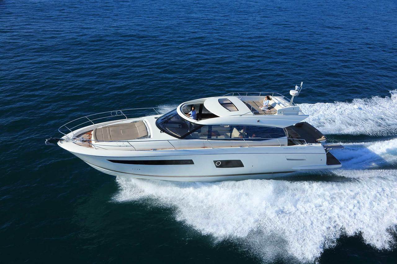 PRESTIGE 550S Exterior 6