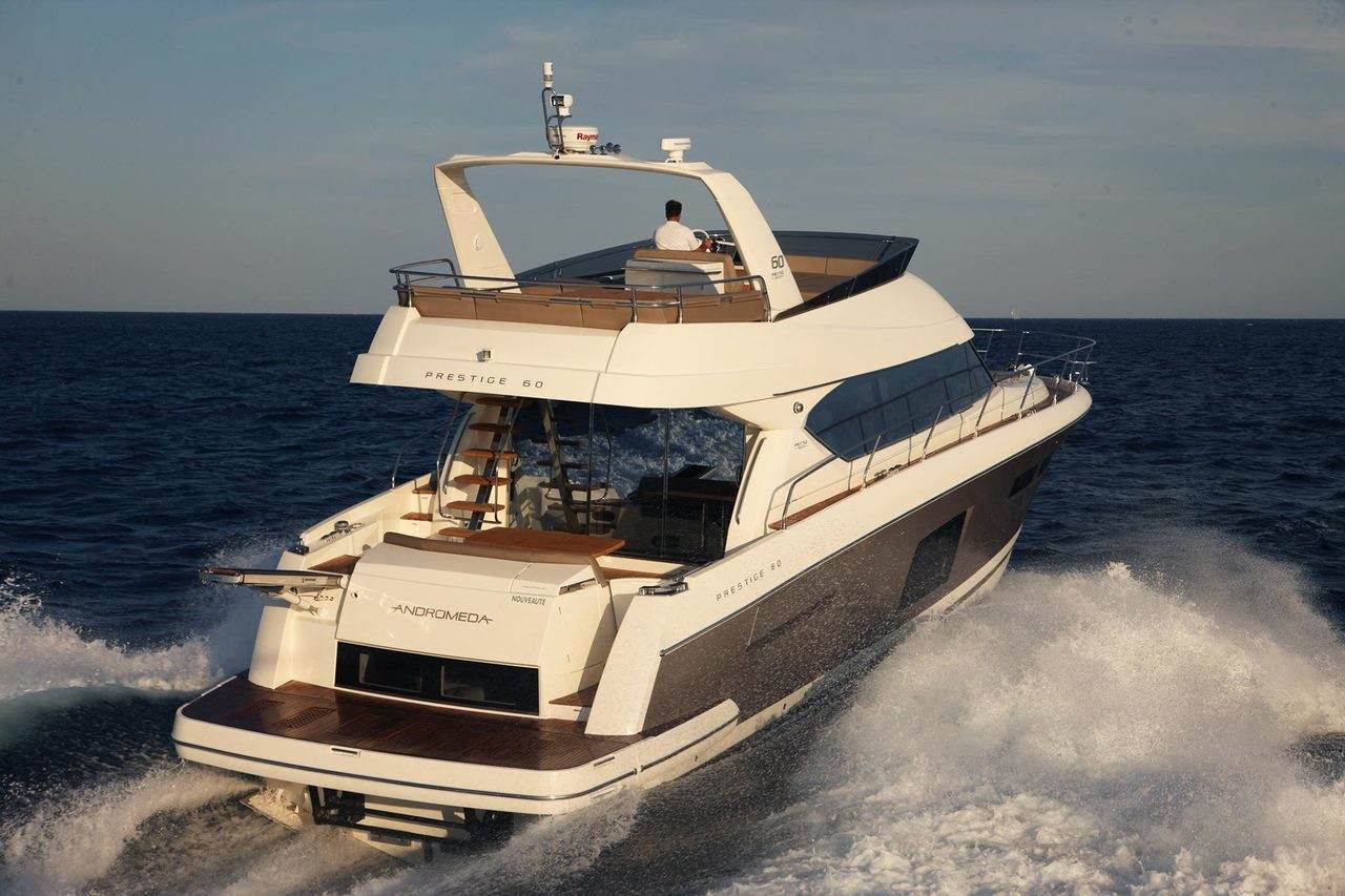 PRESTIGE 60 Exterior 1