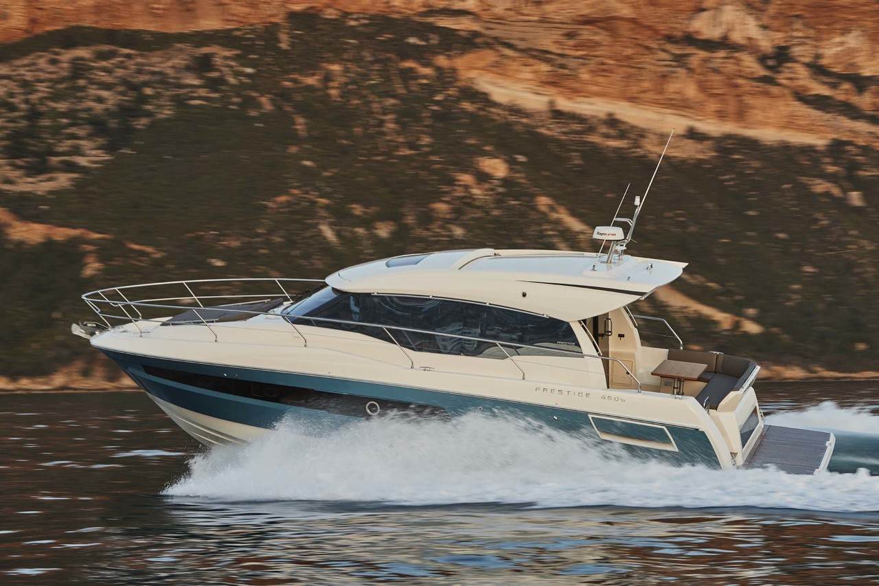 PRESTIGE 460S Exterior 18