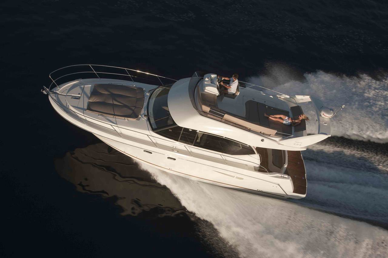 PRESTIGE 400 Exterior 13