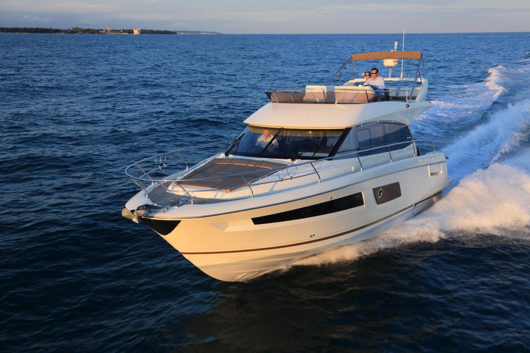 PRESTIGE 450 Exterior 7