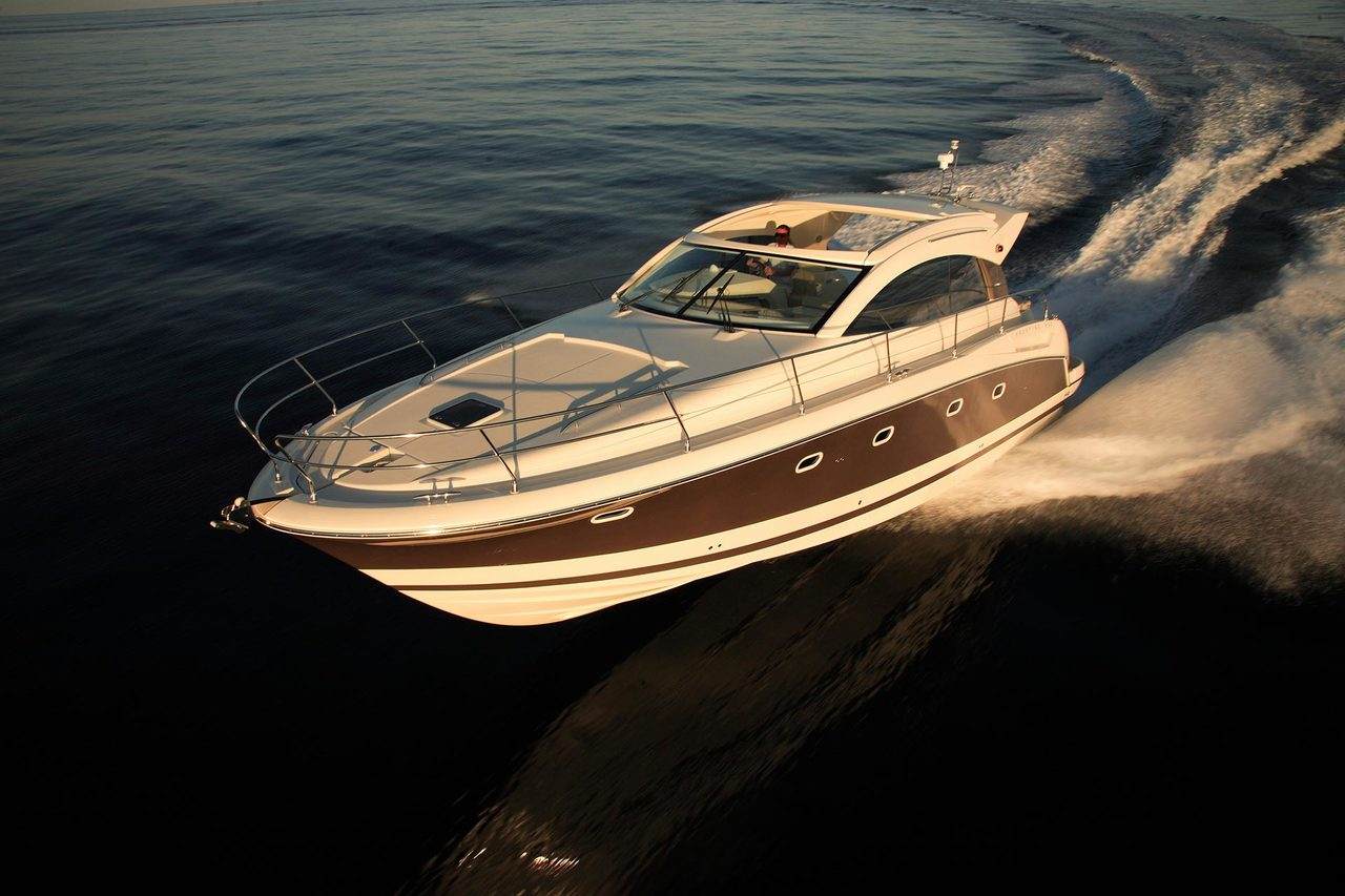 PRESTIGE 440S Exterior 26