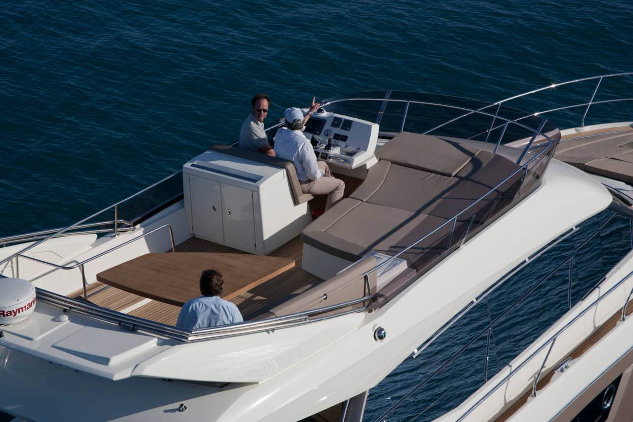 PRESTIGE 500 Exterior 19