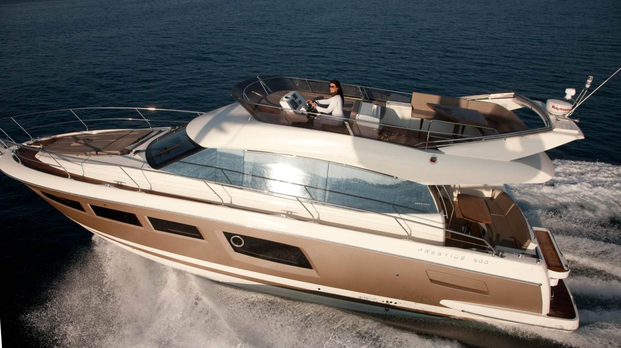 PRESTIGE 500 Exterior 23