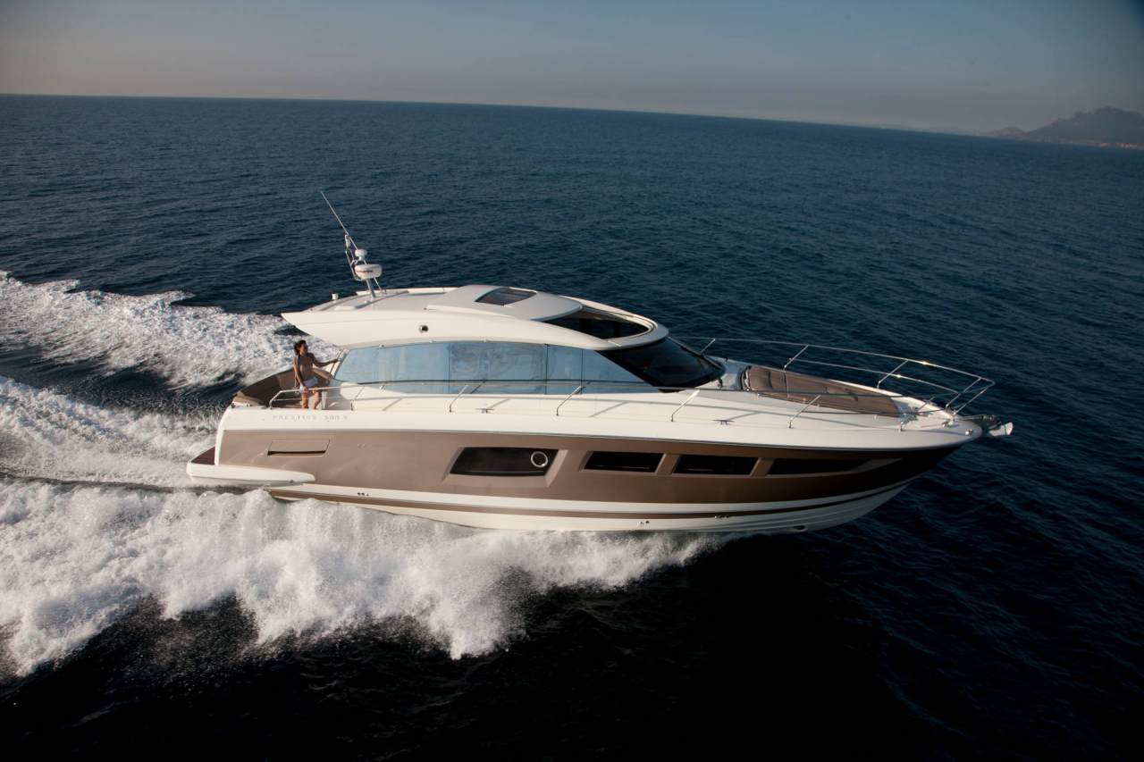 PRESTIGE 500S Exterior 33