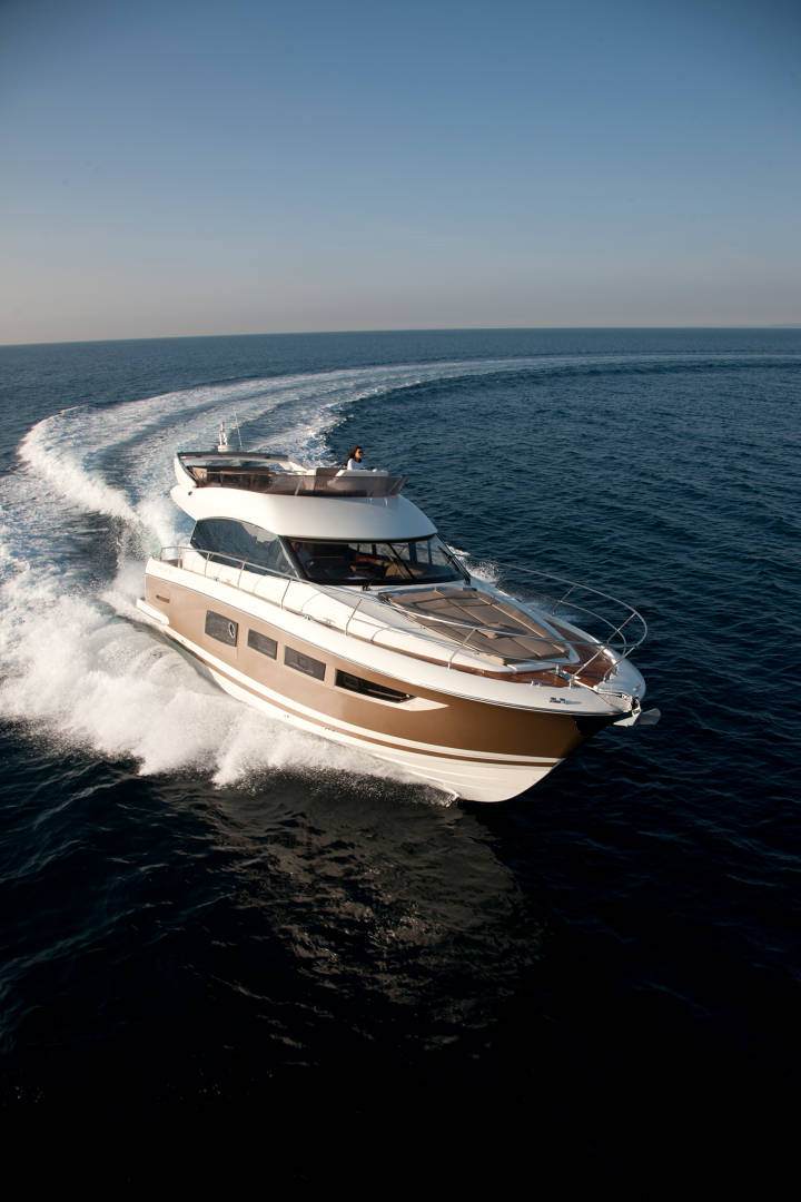 PRESTIGE 500 Exterior 27