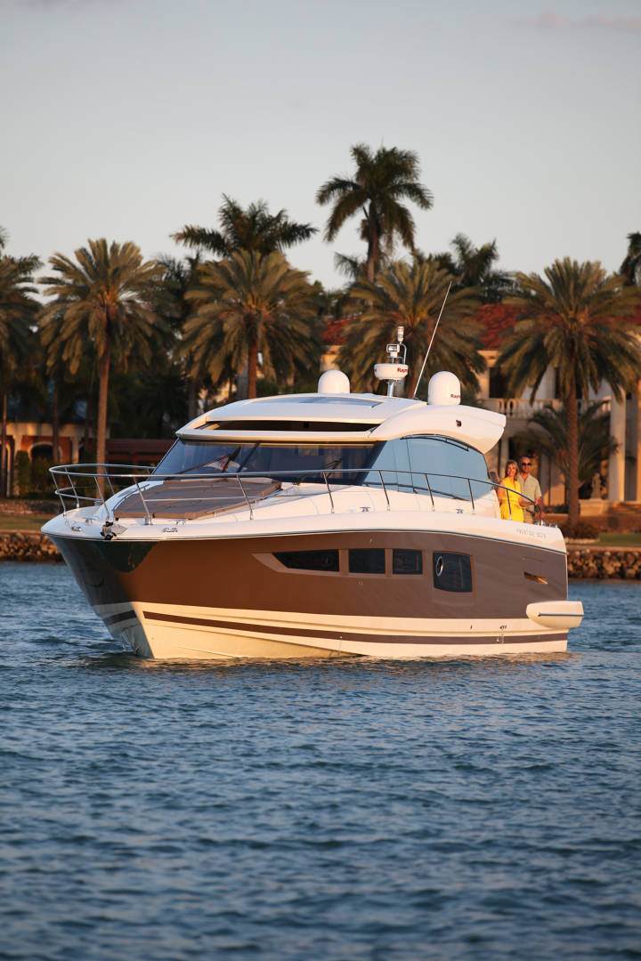 PRESTIGE 500S Exterior 12