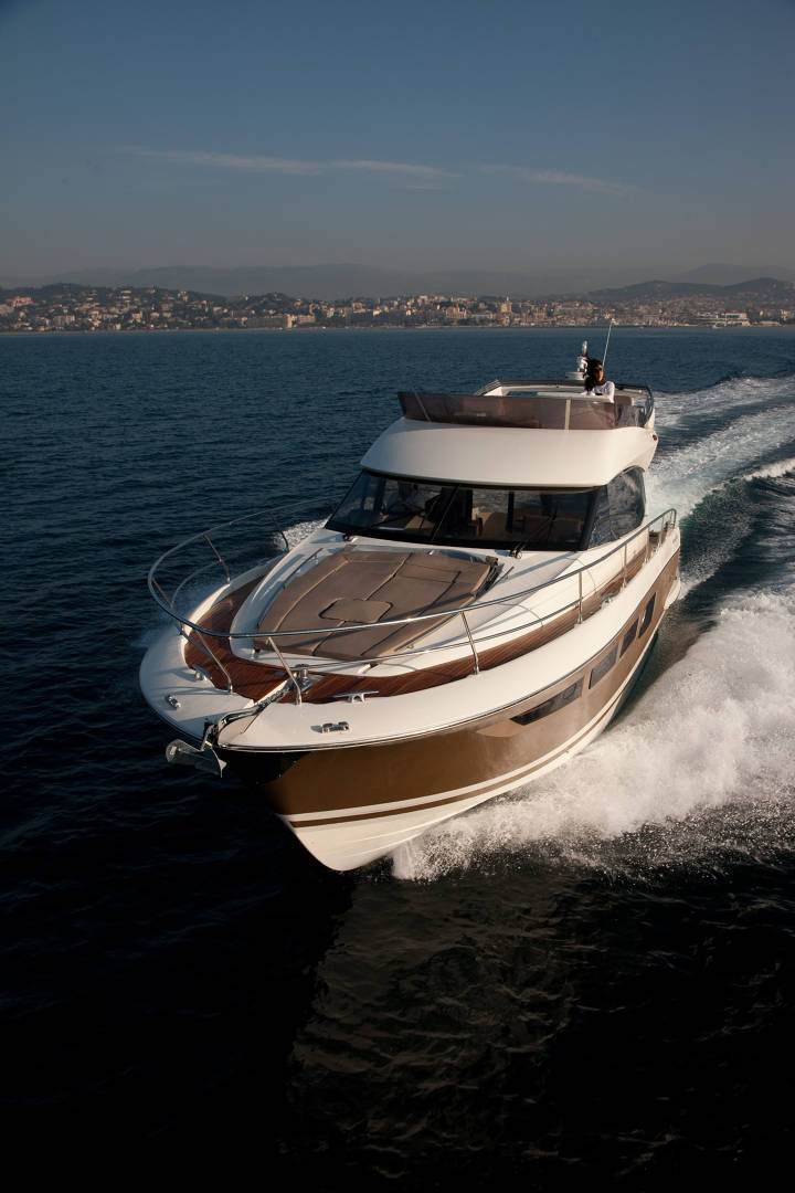 PRESTIGE 500 Exterior 5