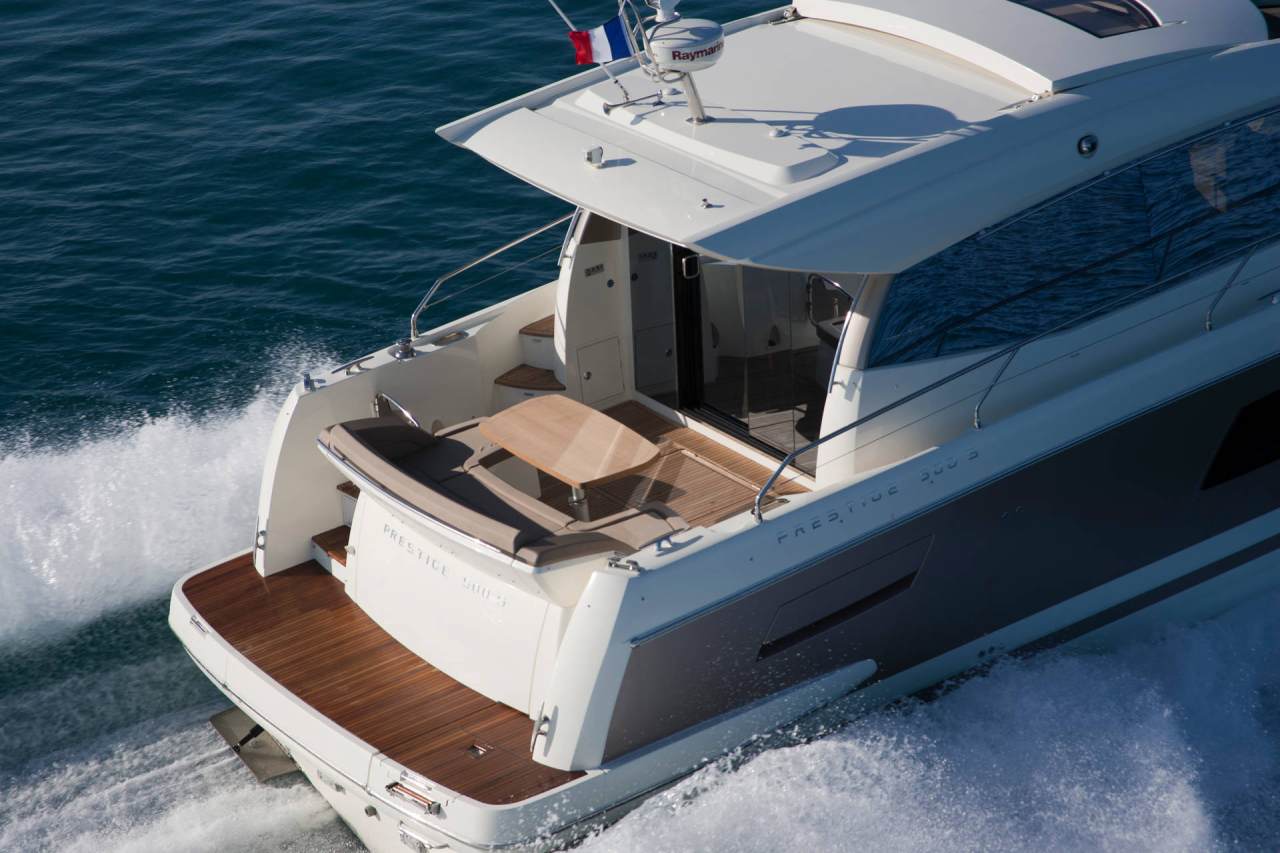 PRESTIGE 500S Exterior 21