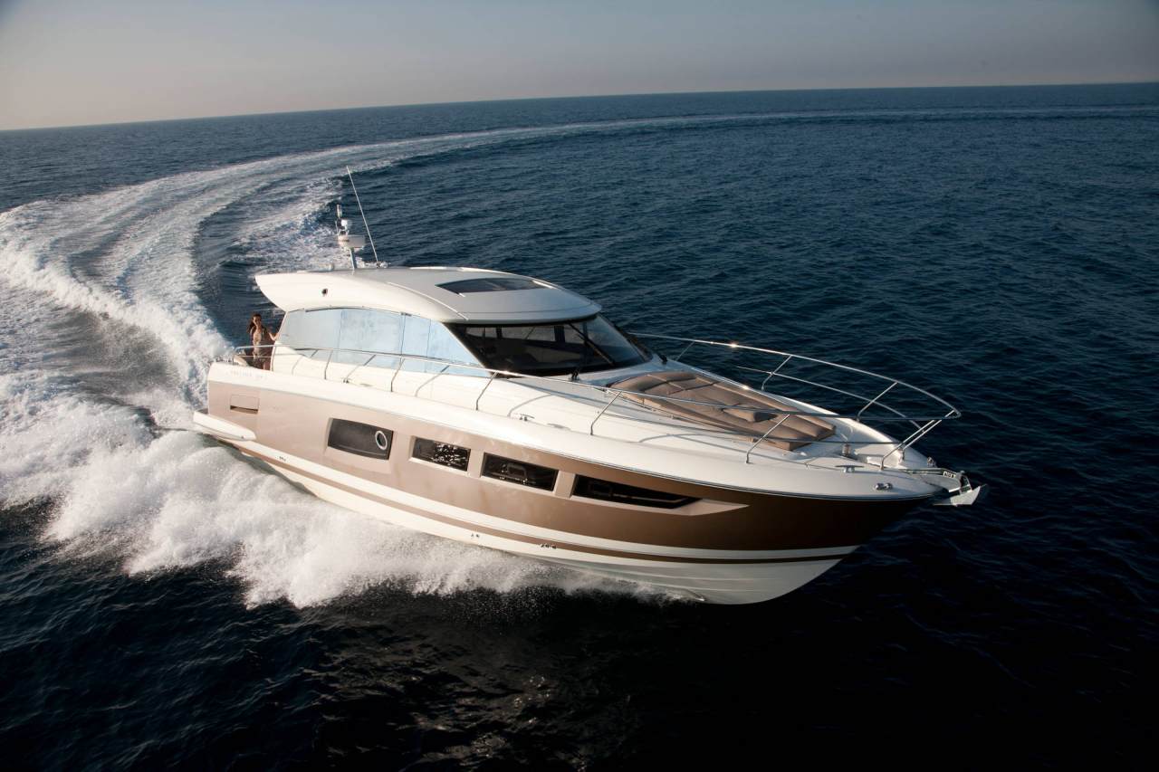 PRESTIGE 500S Exterior 31