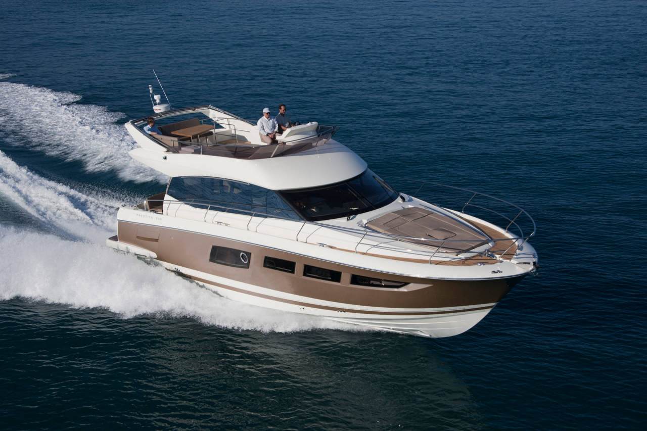 PRESTIGE 500 Exterior 16