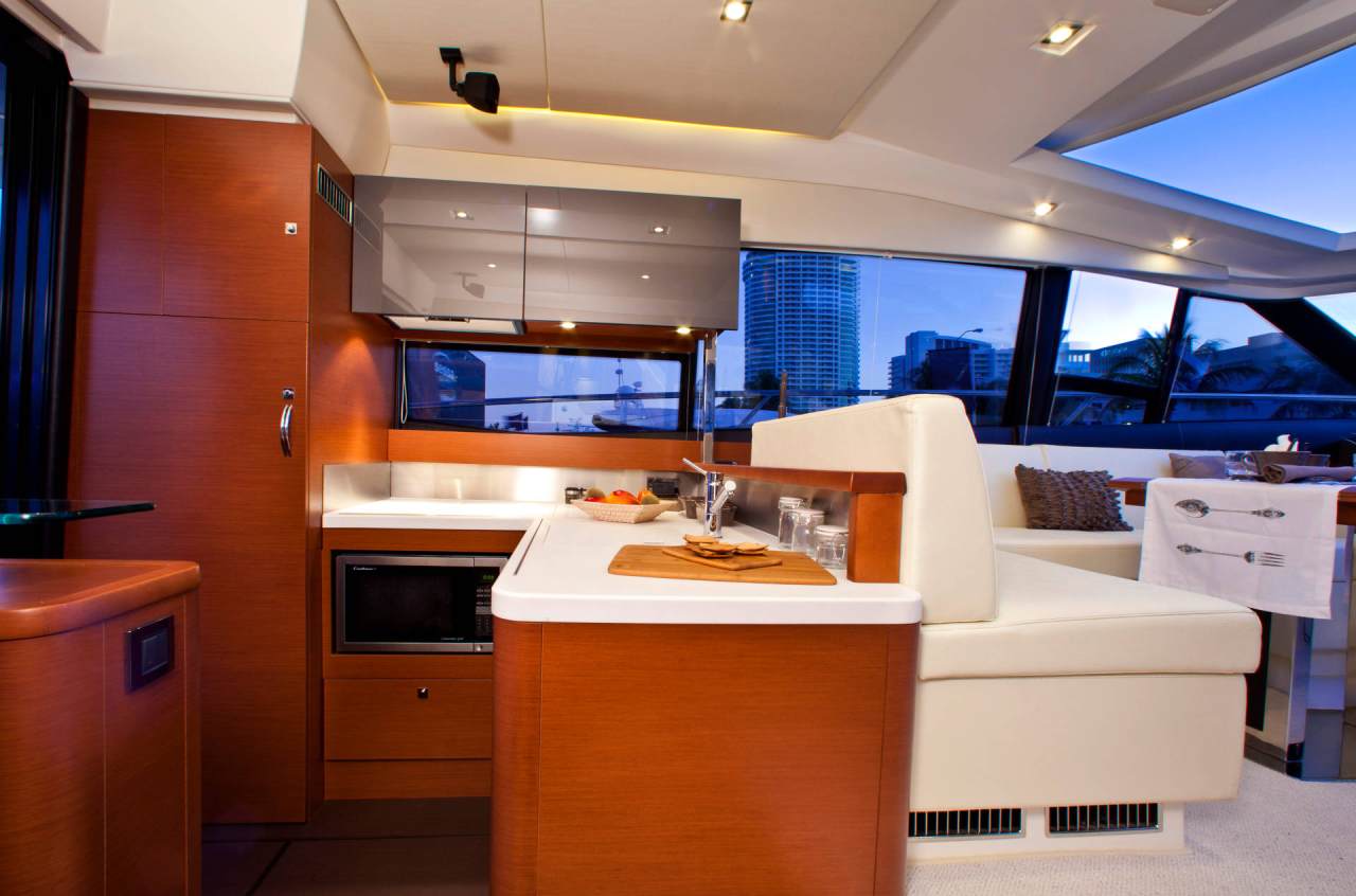 PRESTIGE 500S Interior 19