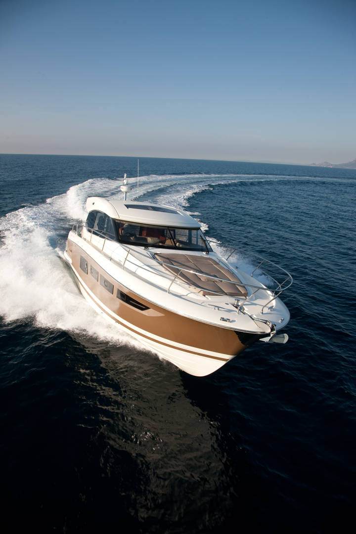 PRESTIGE 500S Exterior 1