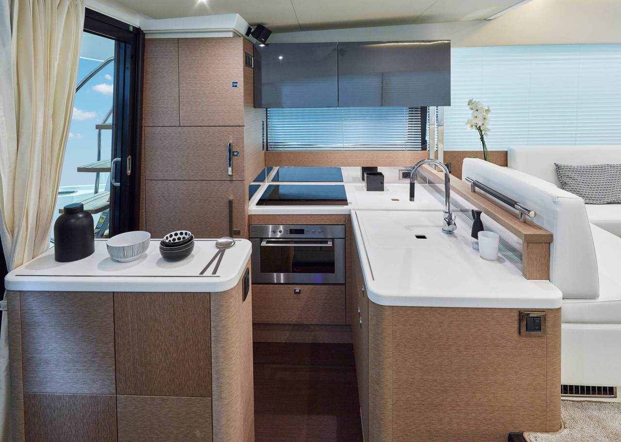 PRESTIGE 500 Interior 4