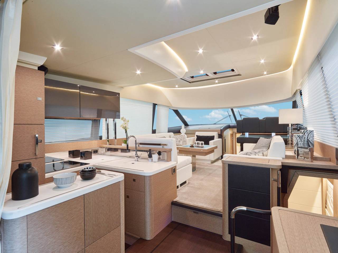 PRESTIGE 500 Interior 1