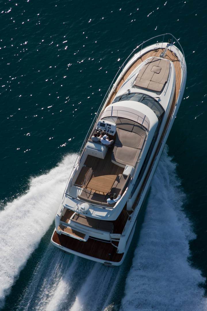 PRESTIGE 500 Exterior 14